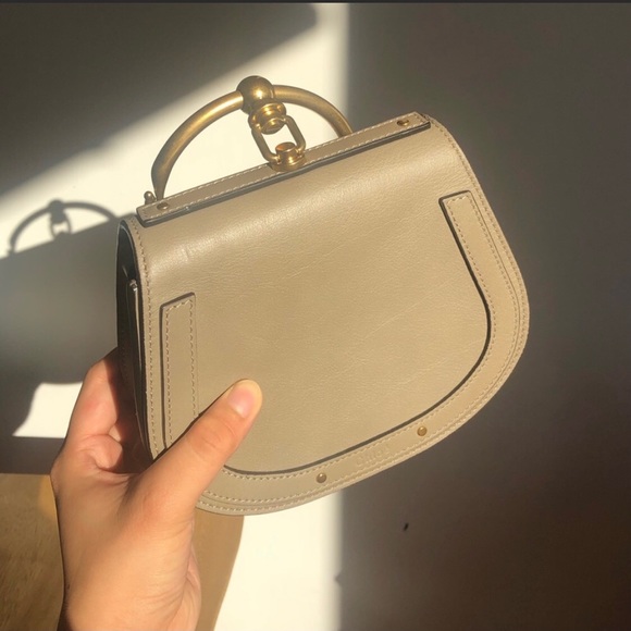 Chloé Nile Mini Bracelet Bag in Motty Gray - Picture 2 of 12